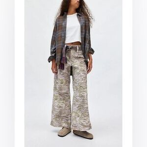 Urban outfitters BDG Women's Montana Canvas Pant NWT in packaging